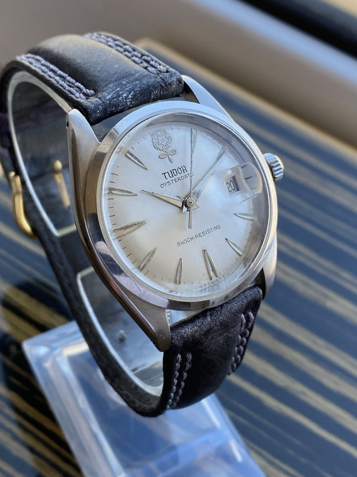 Vintage Tudor Big Rose Oysterdate Shock-Resisting