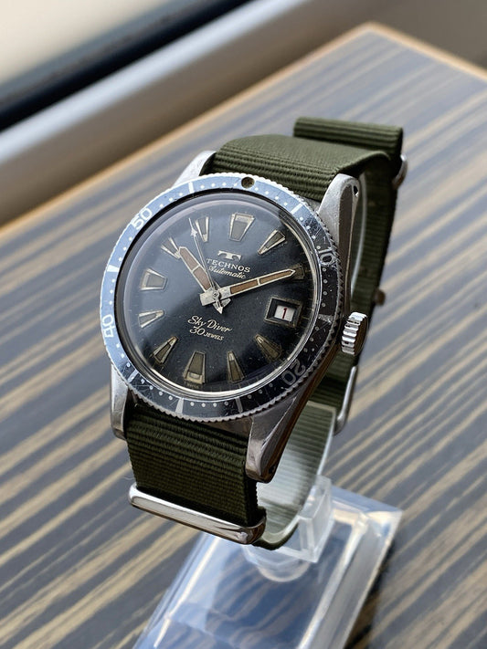 Technos Automatic Sky Diver Vintage Sub 1960's Swiss Made Watch 37mm