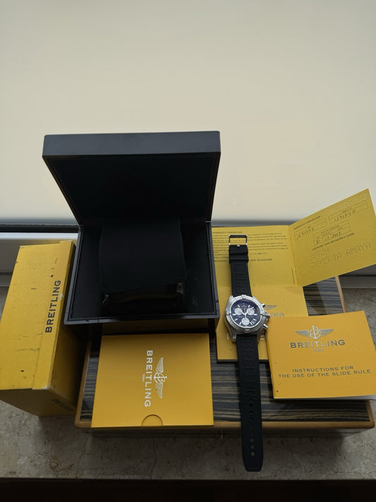 Breitling Avenger Wolf Quartz Chronograph Full Set