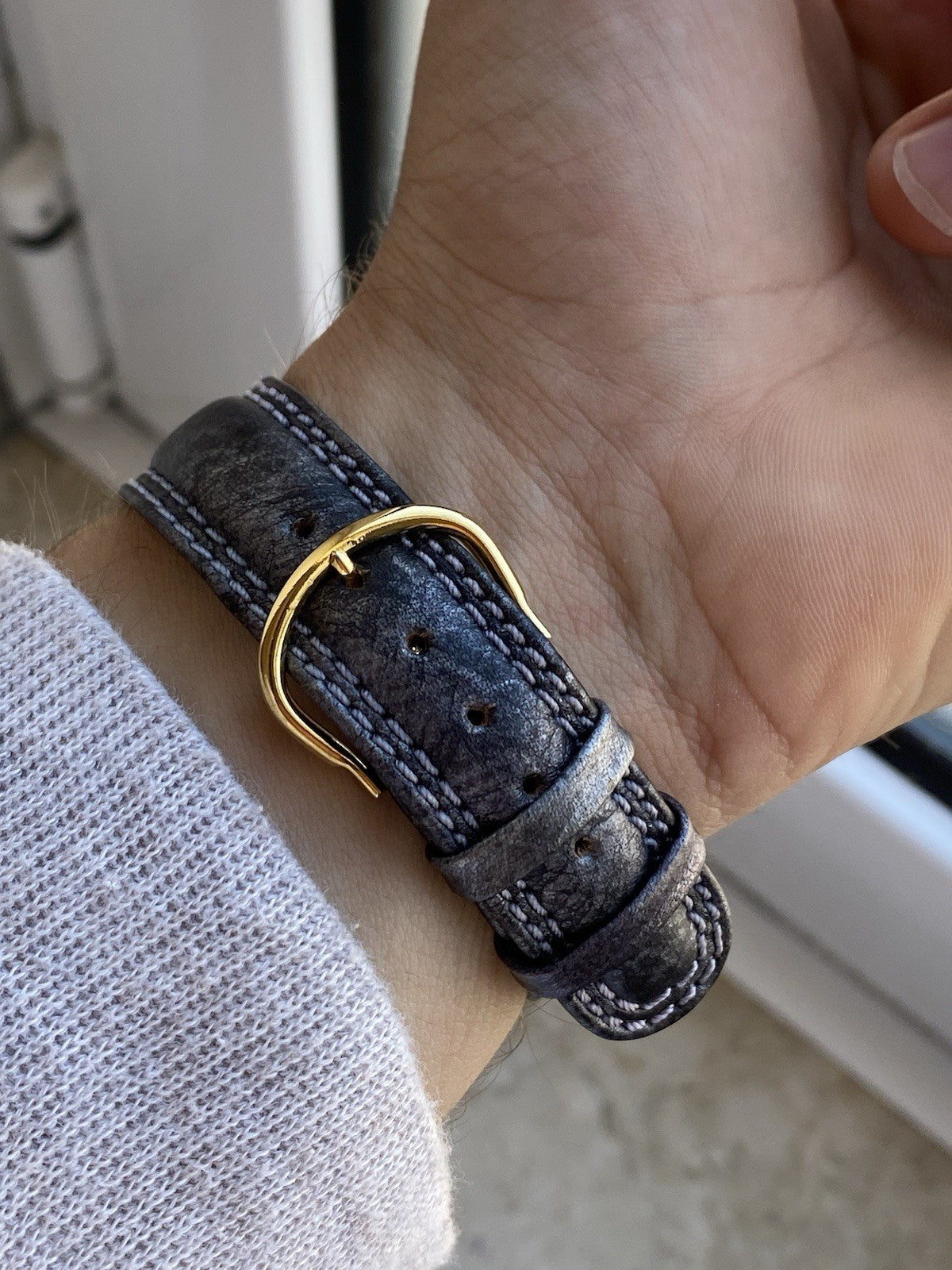 Vintage Tudor Big Rose Oysterdate Shock-Resisting