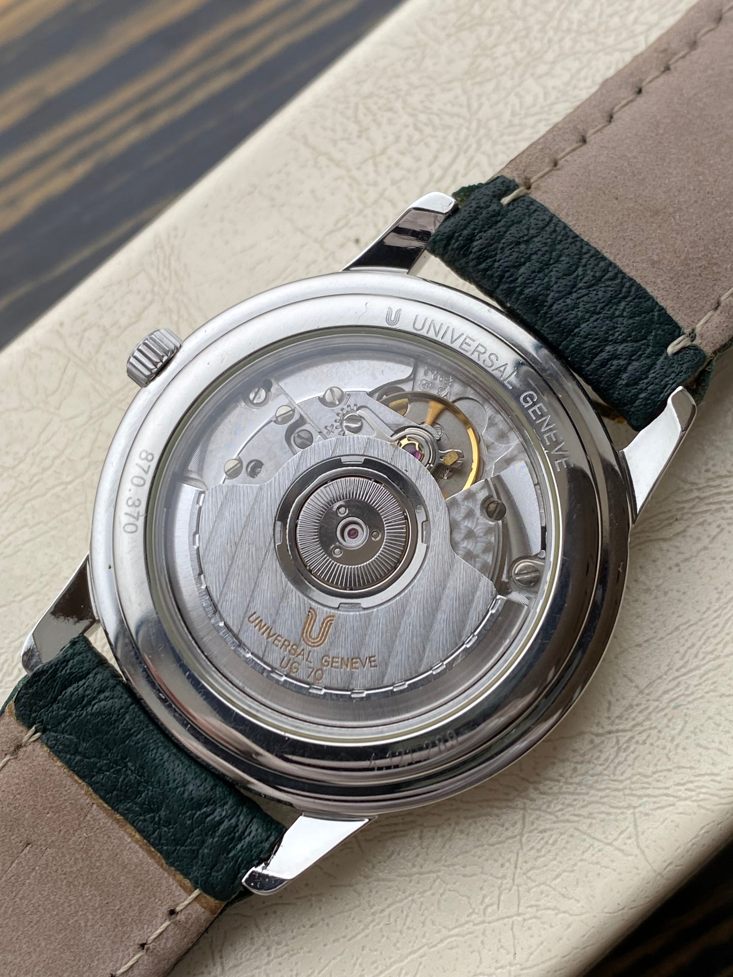 Universal Geneve GMT Power Reserve NOS