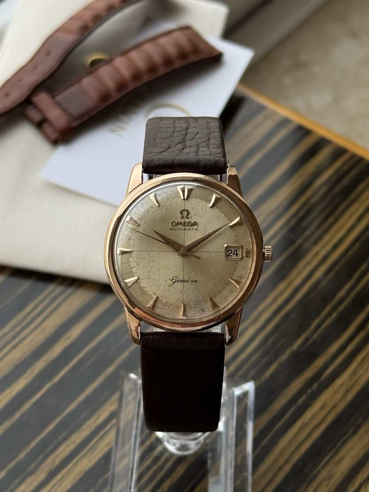 Omega Genève Automatic Vintage 18K Gold – Ref. 14703