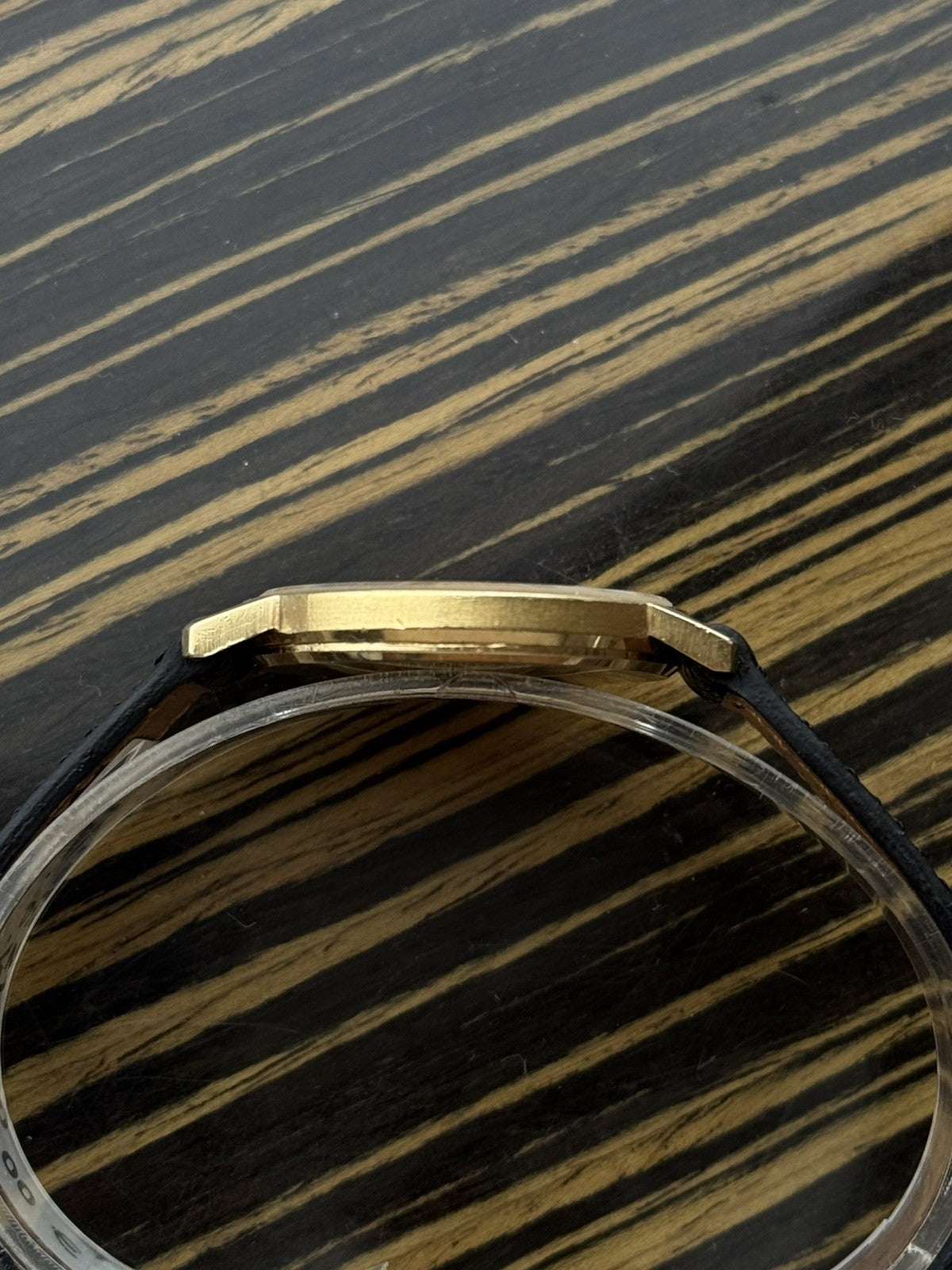 18kt Gold Omega De Ville Quartz Vintage Watch 