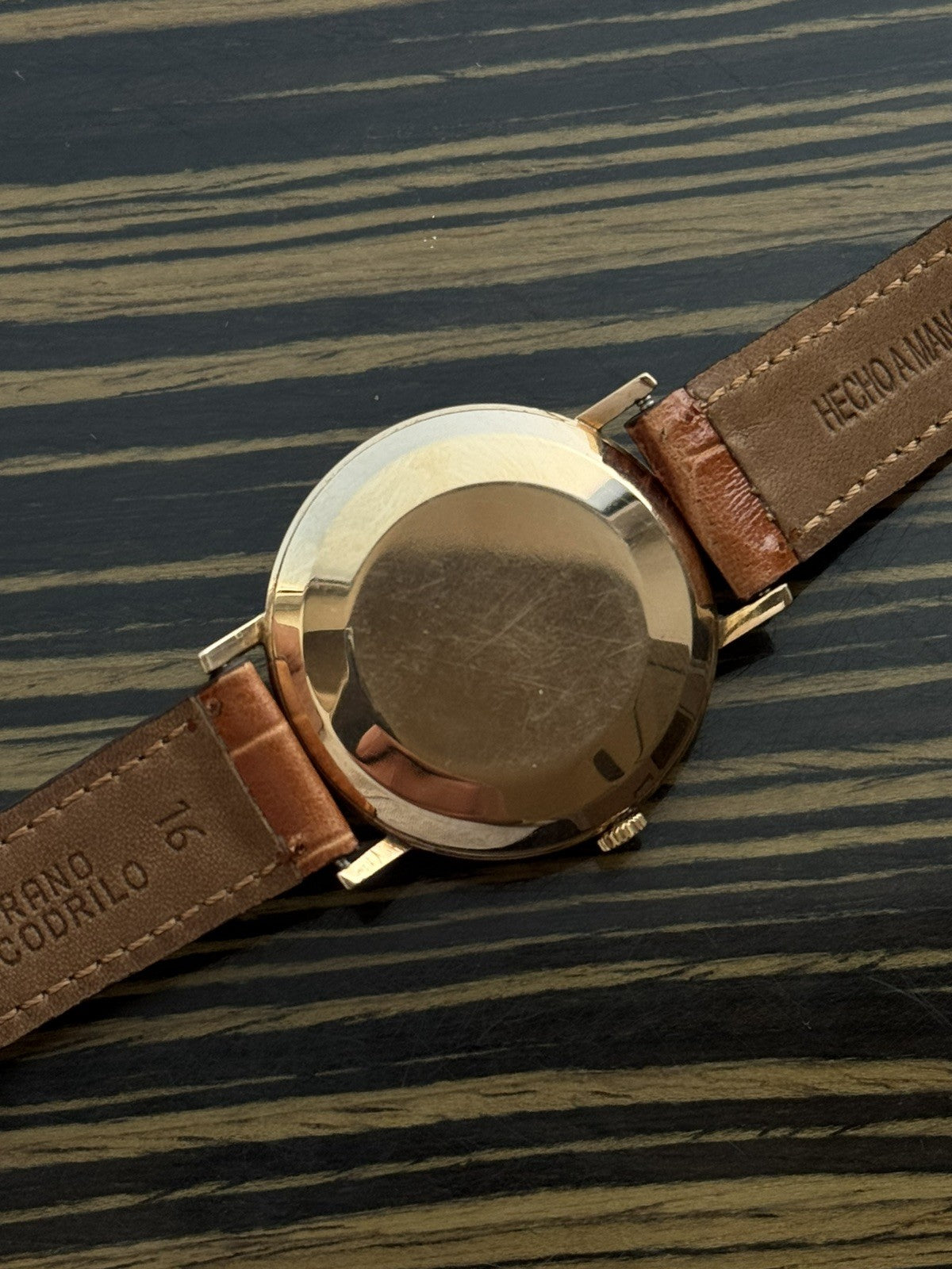 Omega Genève Automatic Date – 18K Gold
