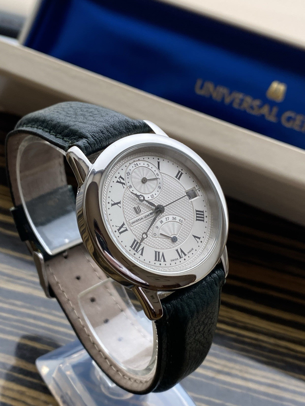 Universal Geneve Automatic GMT Power Reserve New Old Stock
