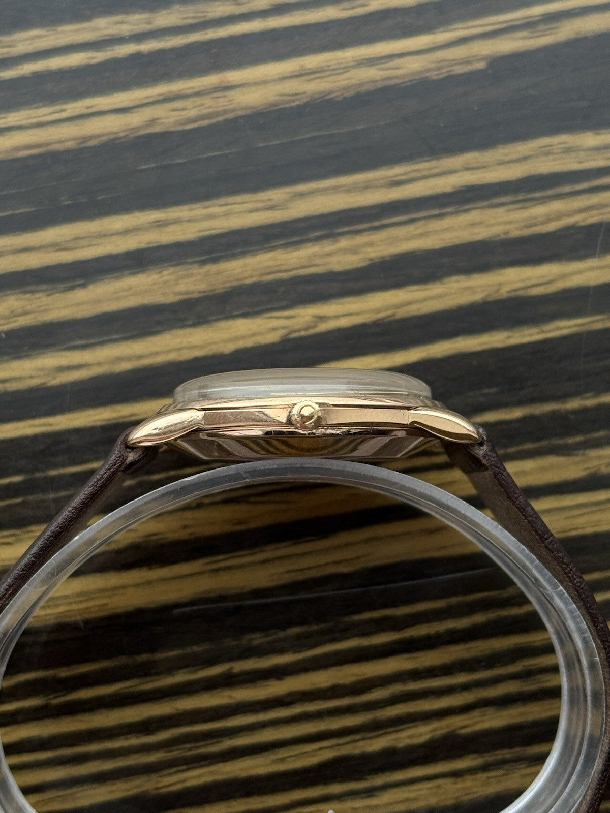 Omega Genève Automatic Vintage 18K Gold – Ref. 14703