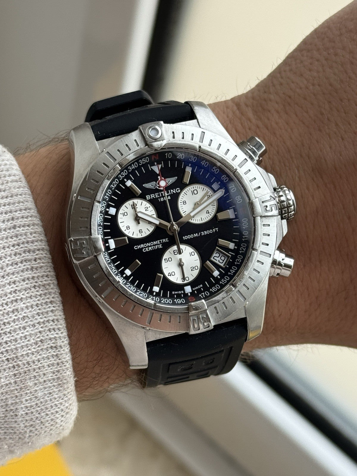 Breitling Avenger Wolf Quartz Chronograph Full Set