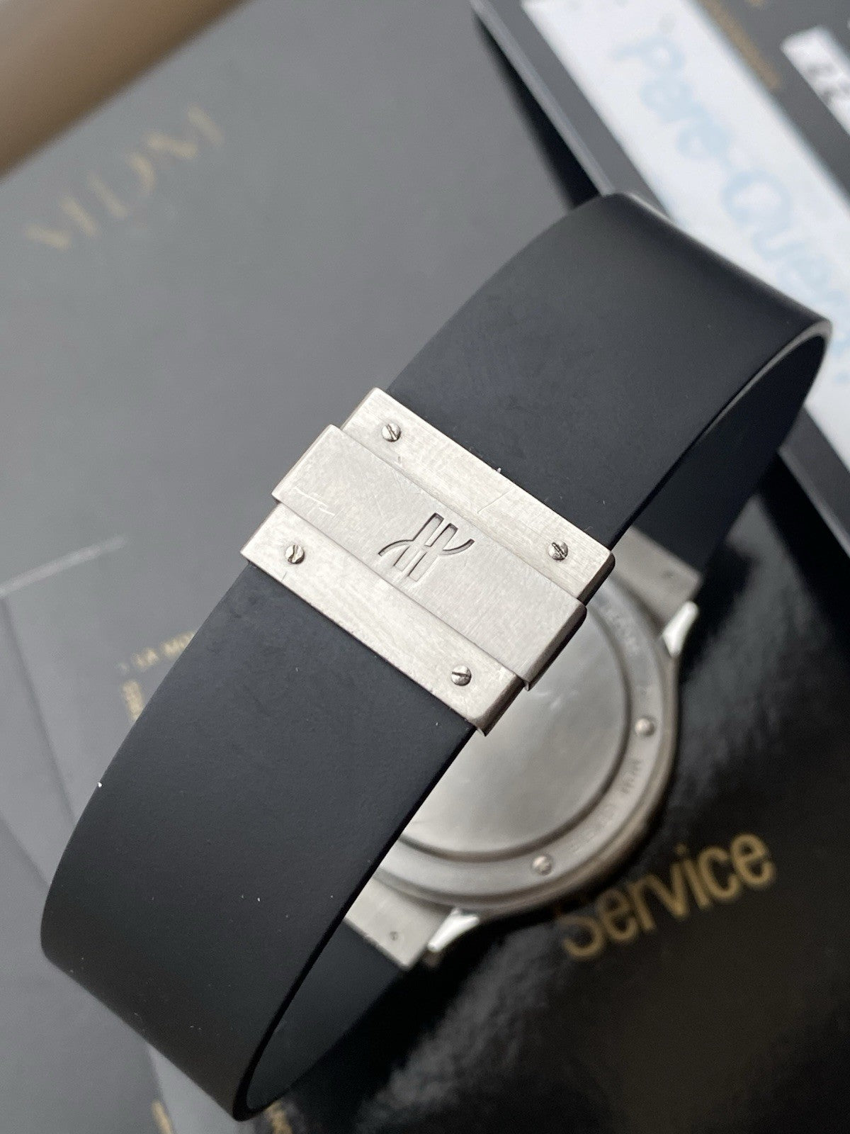 Hublot Classic MDM GMT 36mm Automatic Watch