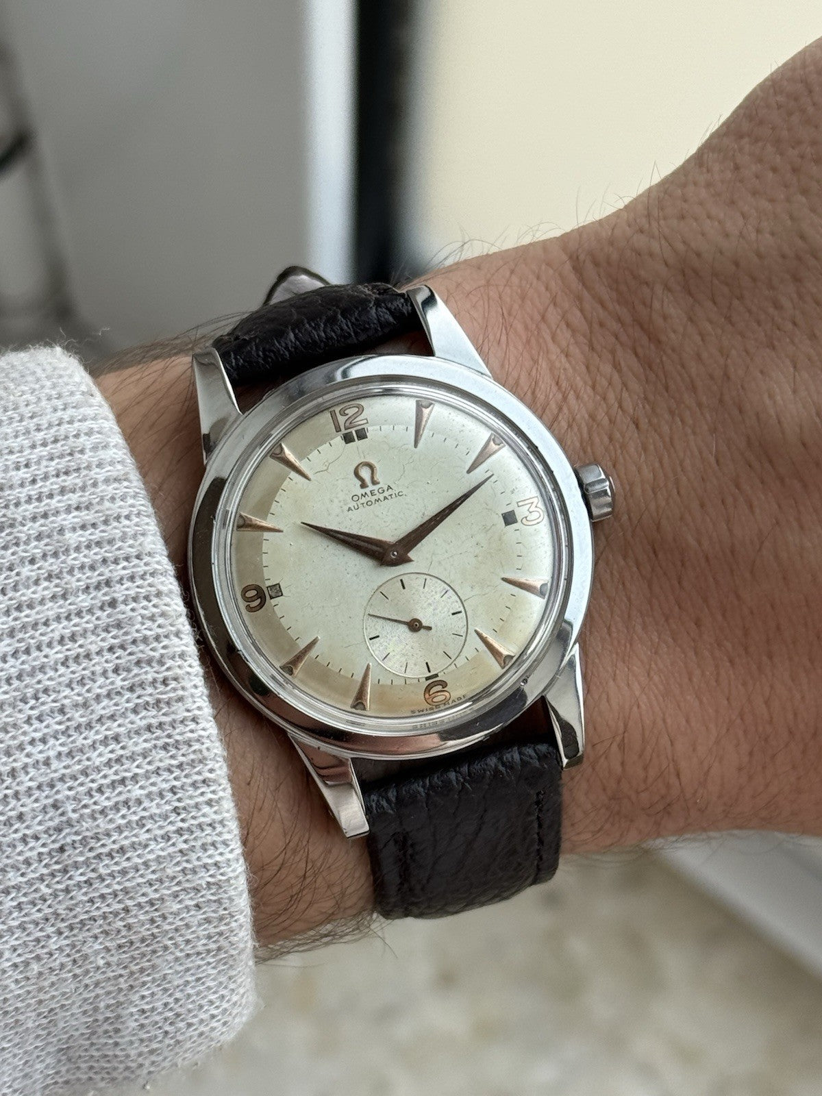 Omega Bumper Jumbo Automatic Vintage Watch From 1950 Ref. 2493-6