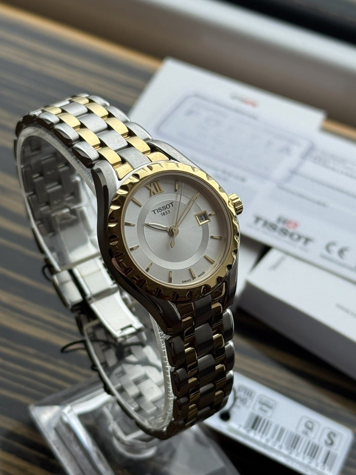 Tissot Flamingo quartz Brand New / Full Set gold and white