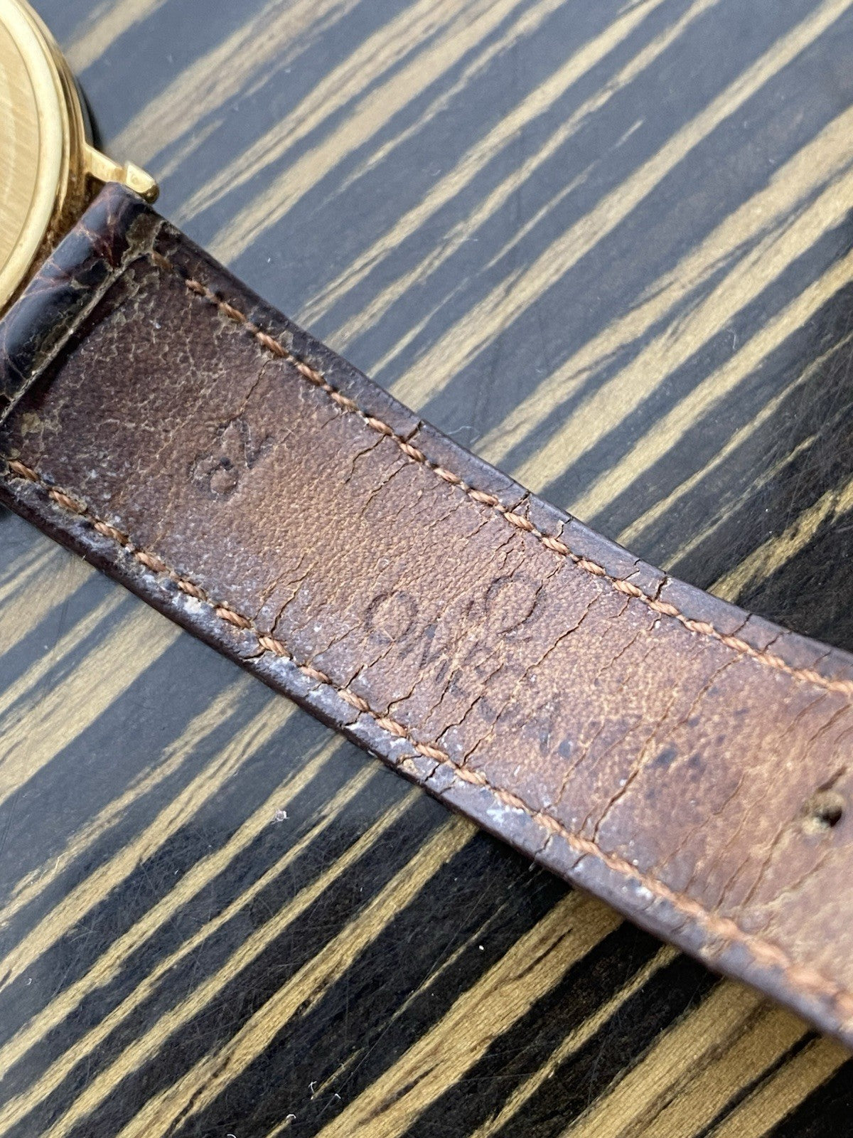 18kt Gold Omega De Ville Quartz Watch