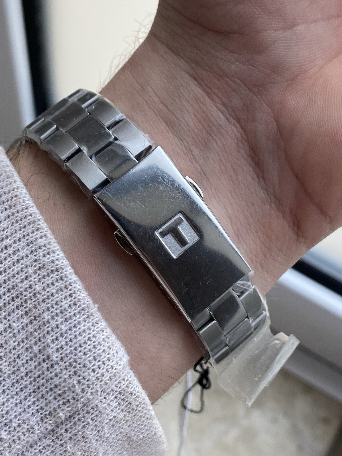 Tissot PR100 Quartz Sport Chic – NOS – Full Set