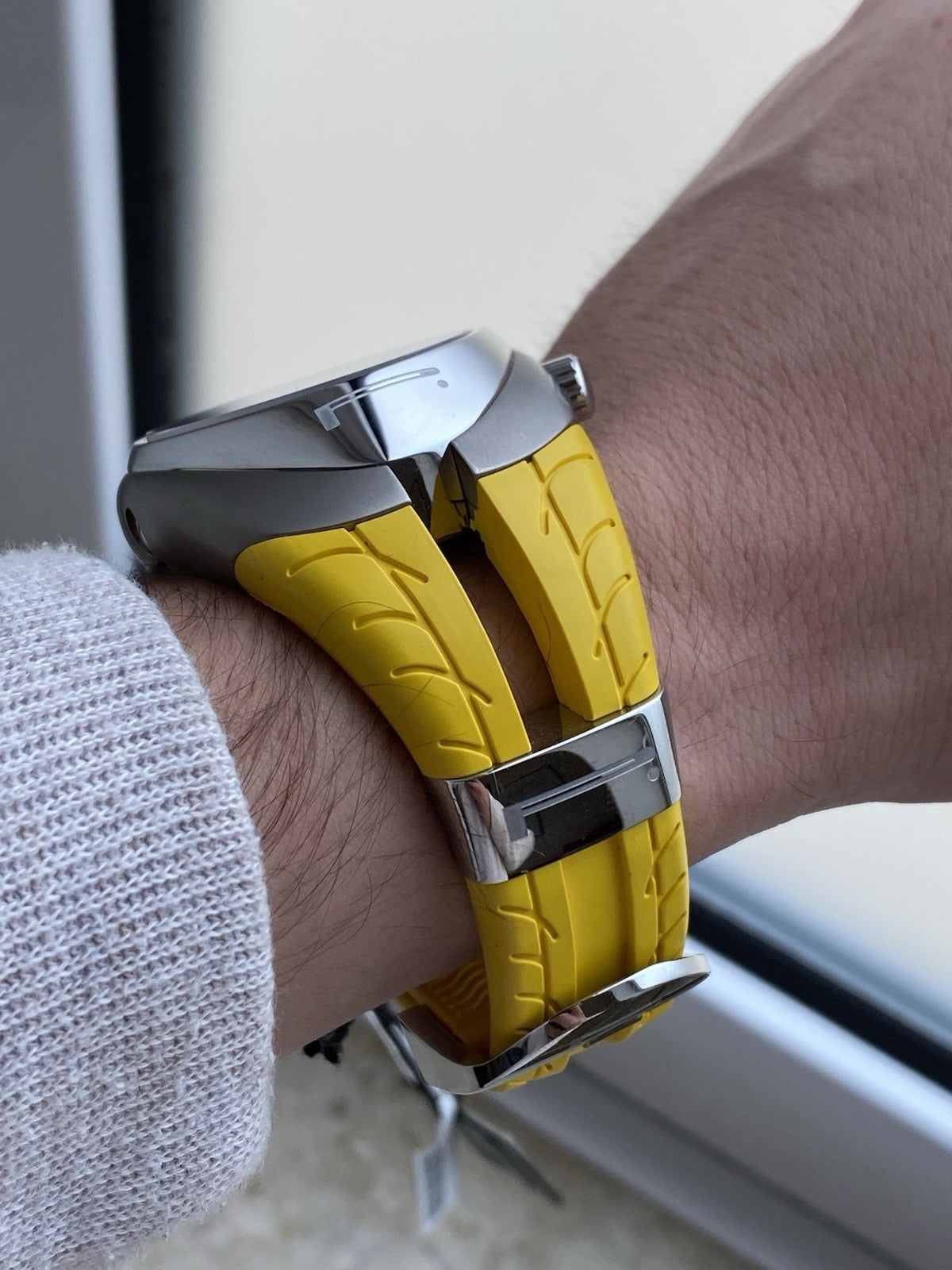 PIRELLI PZERO TEMPO MECHANICAL AUTOMATIC SWISS MADE DIVER WATCH YELLOW STRAP