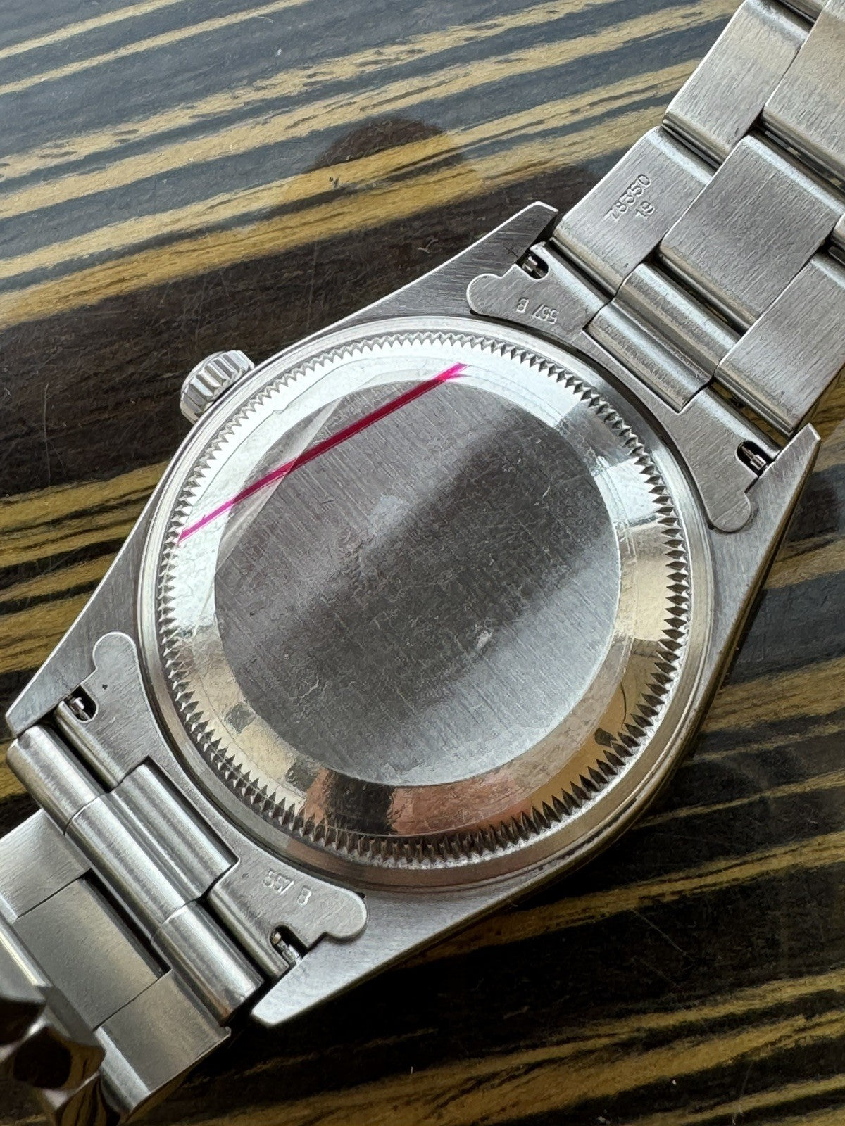 Rolex Oyster Perpetual Date 34mm Automatic  Watch Ref 15200