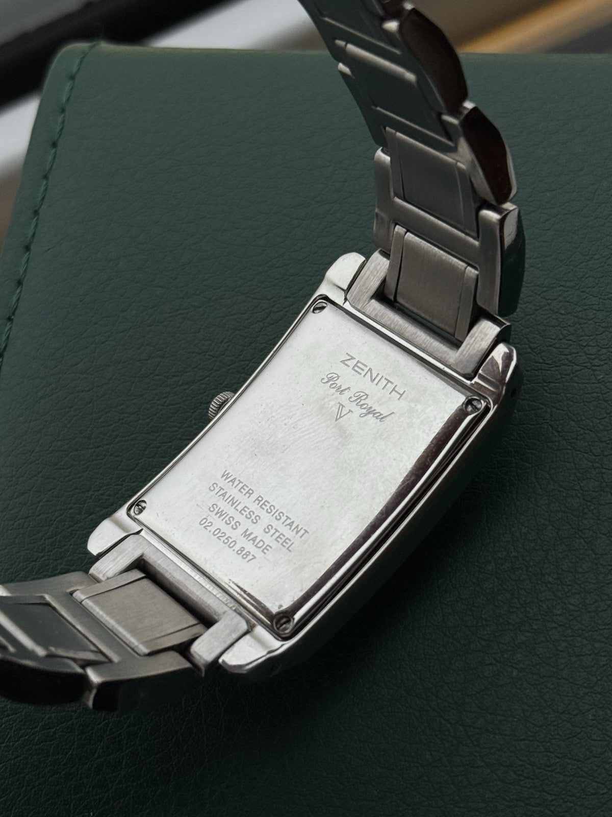 Zenith Port Royal V Tank Quartz– Ref. 02.0250.887