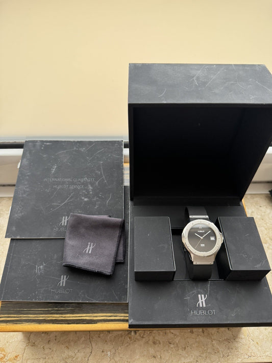 Hublot Classic MDM 39mm Quartz Watch Jumbo