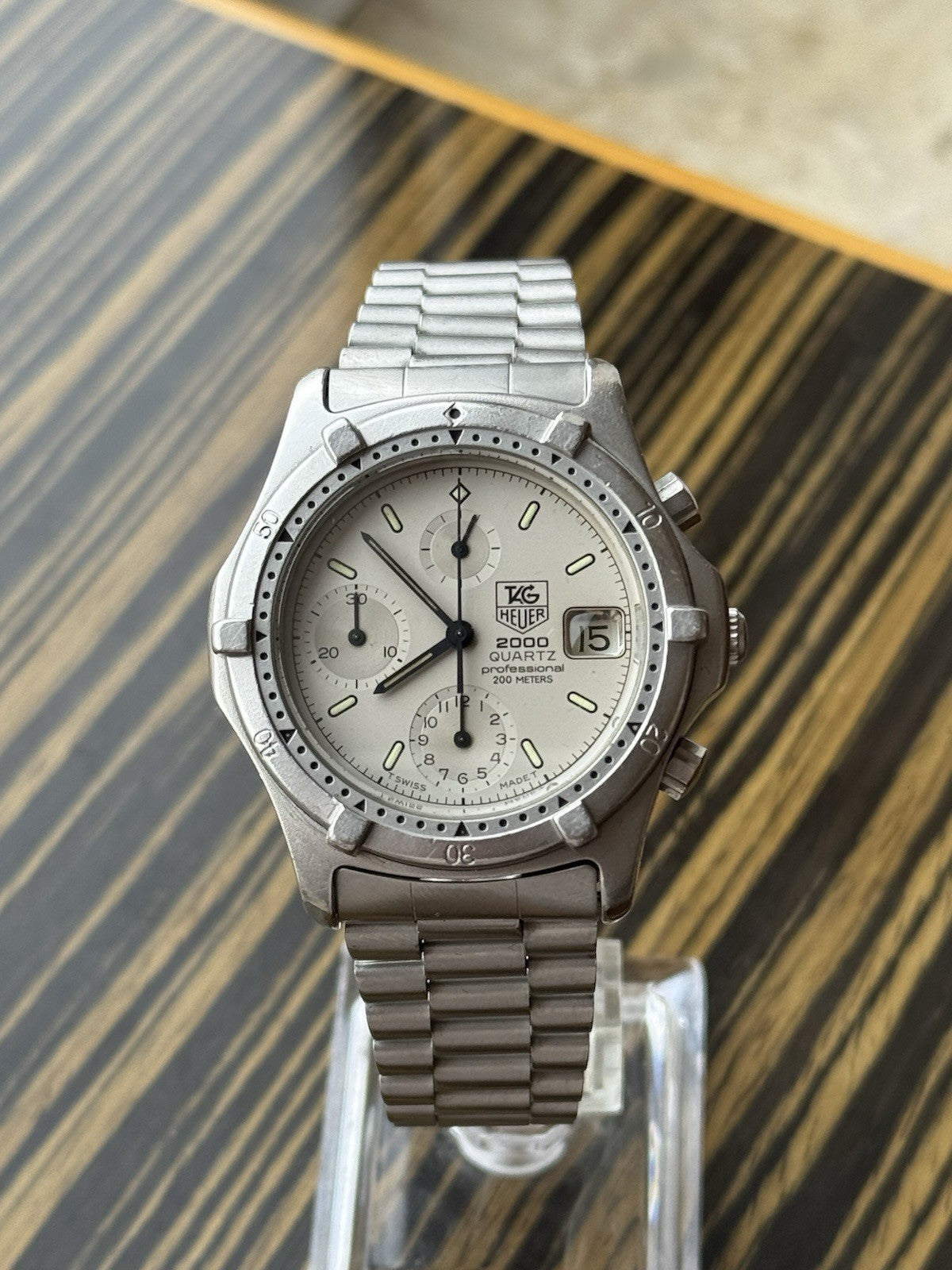 TAG Heuer 2000 Professional Chronograph –  Swiss vintage Diver Watch