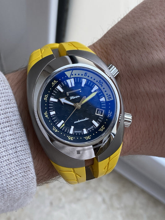PIRELLI PZERO TEMPO MECHANICAL AUTOMATIC SWISS MADE DIVER WATCH YELLOW STRAP