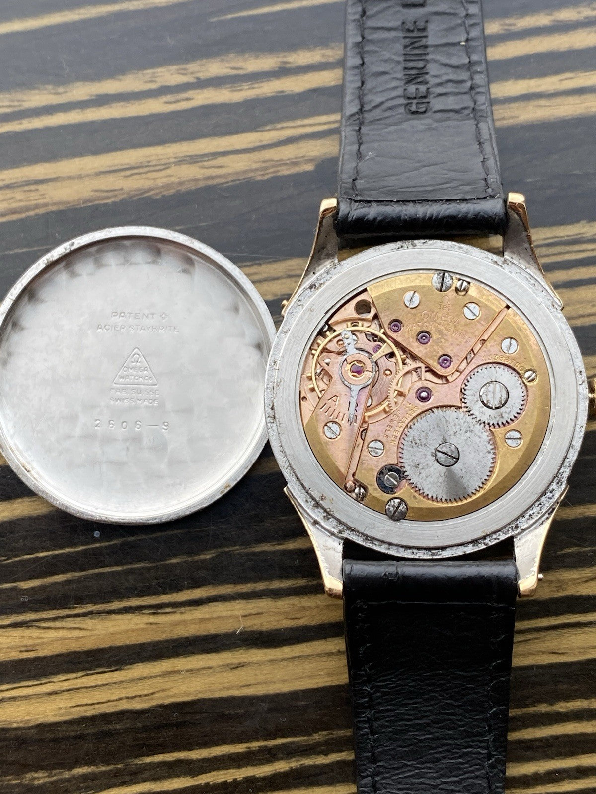 Vintage OMEGA Triple Calendar Moon Phase Cal. 381