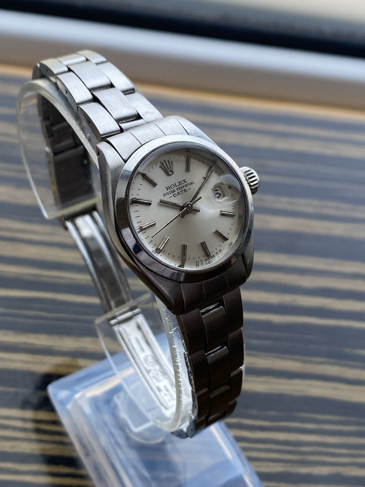 Rolex Oyster Perpetual Date Ladies Automatic 26mm Watch