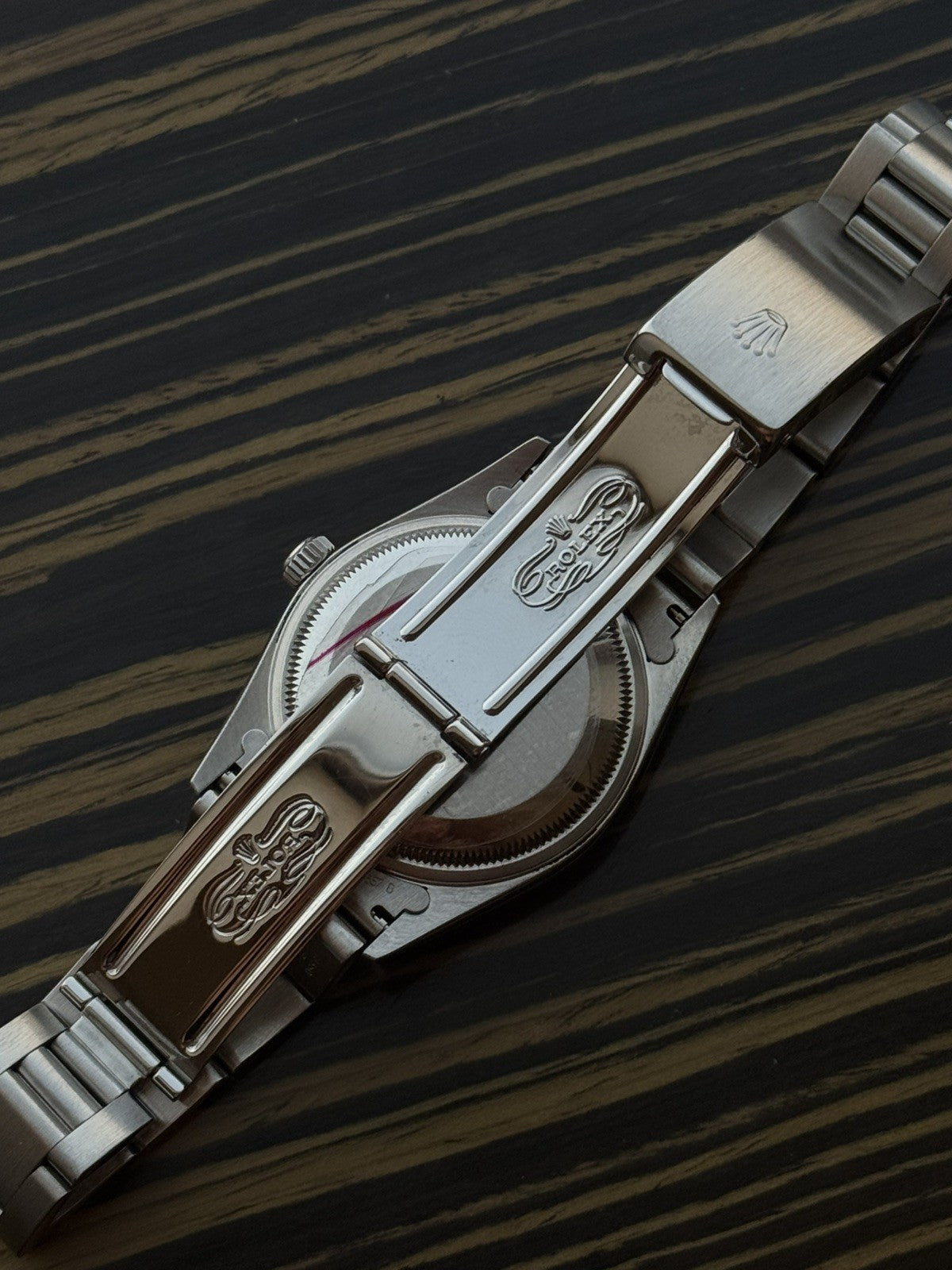 Rolex Oyster Perpetual Date 34mm Automatic  Watch Ref 15200