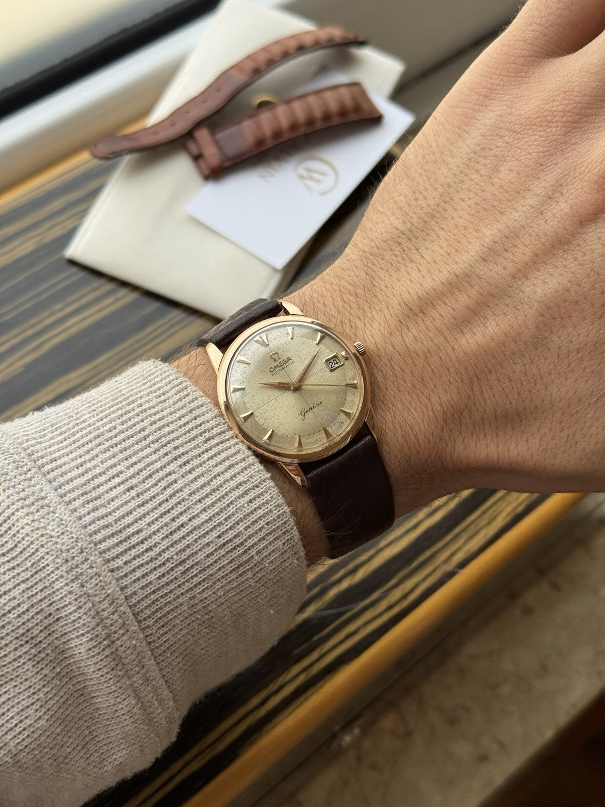 Omega Genève Automatic Vintage 18K Gold – Ref. 14703