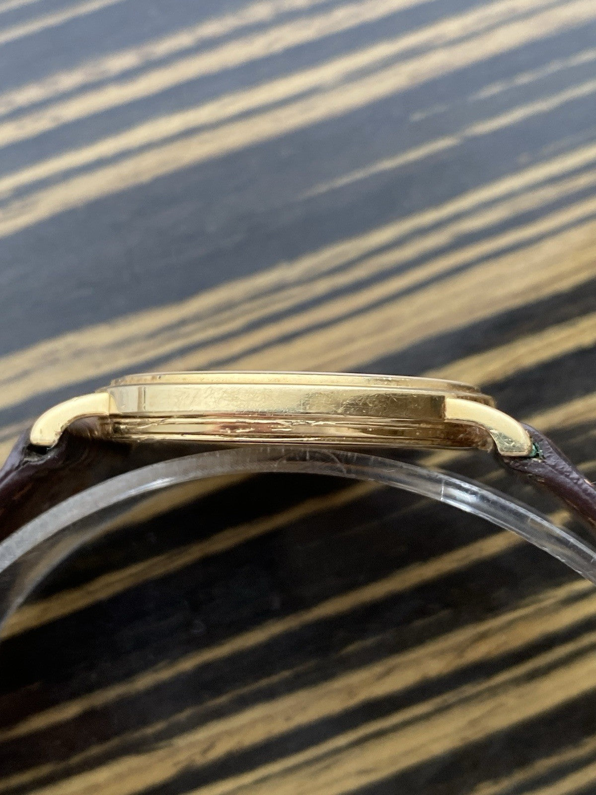 18kt Gold Omega De Ville Quartz Watch