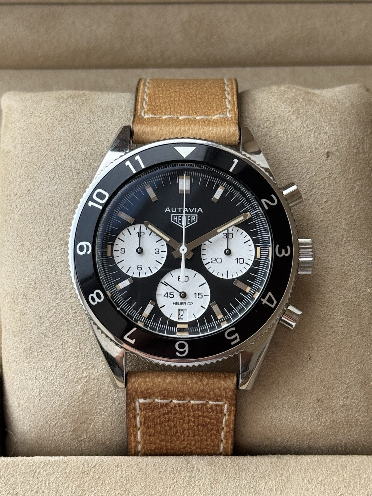 Heuer Autavia Heritage Chronograph Full Set Like New