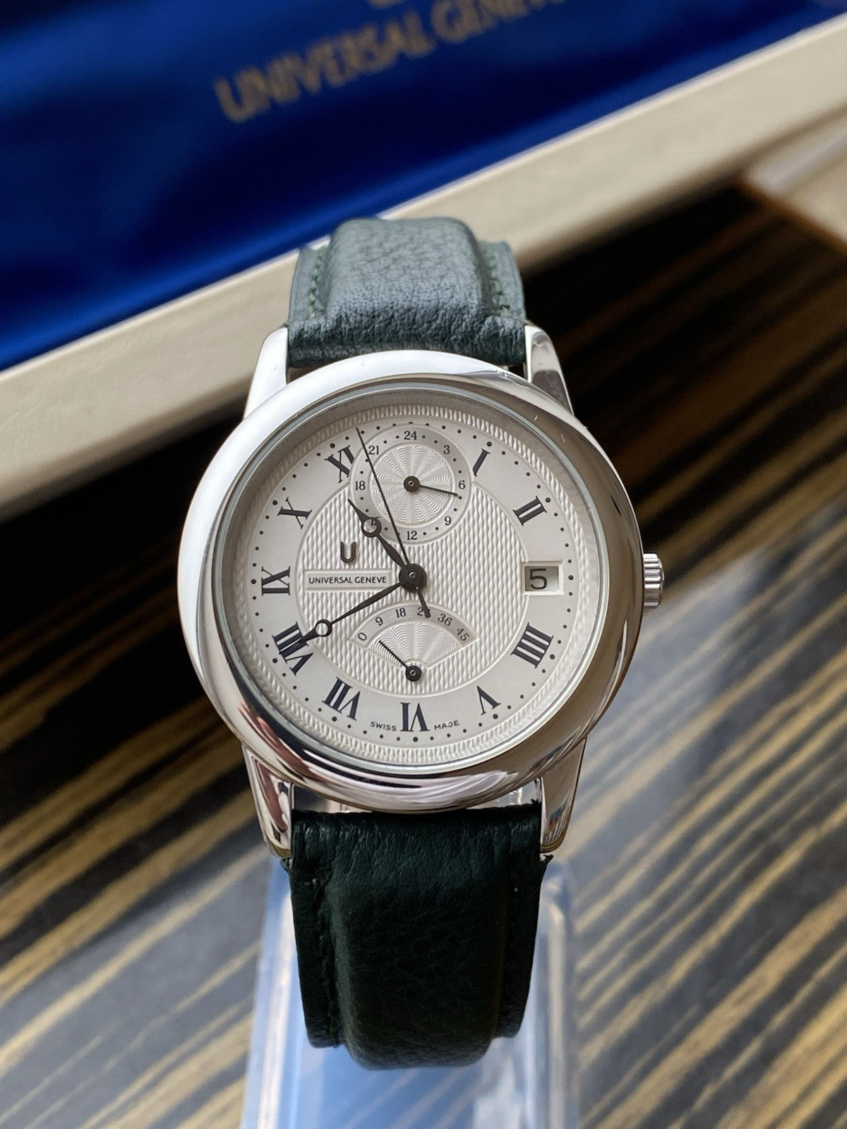 Universal Geneve Automatic GMT Power Reserve New Old Stock