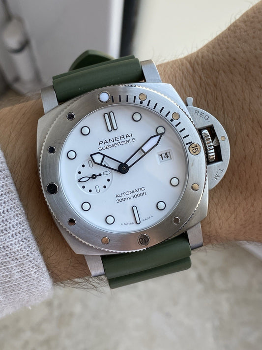 Panerai Submersible PAM01226 - Full Set 2023