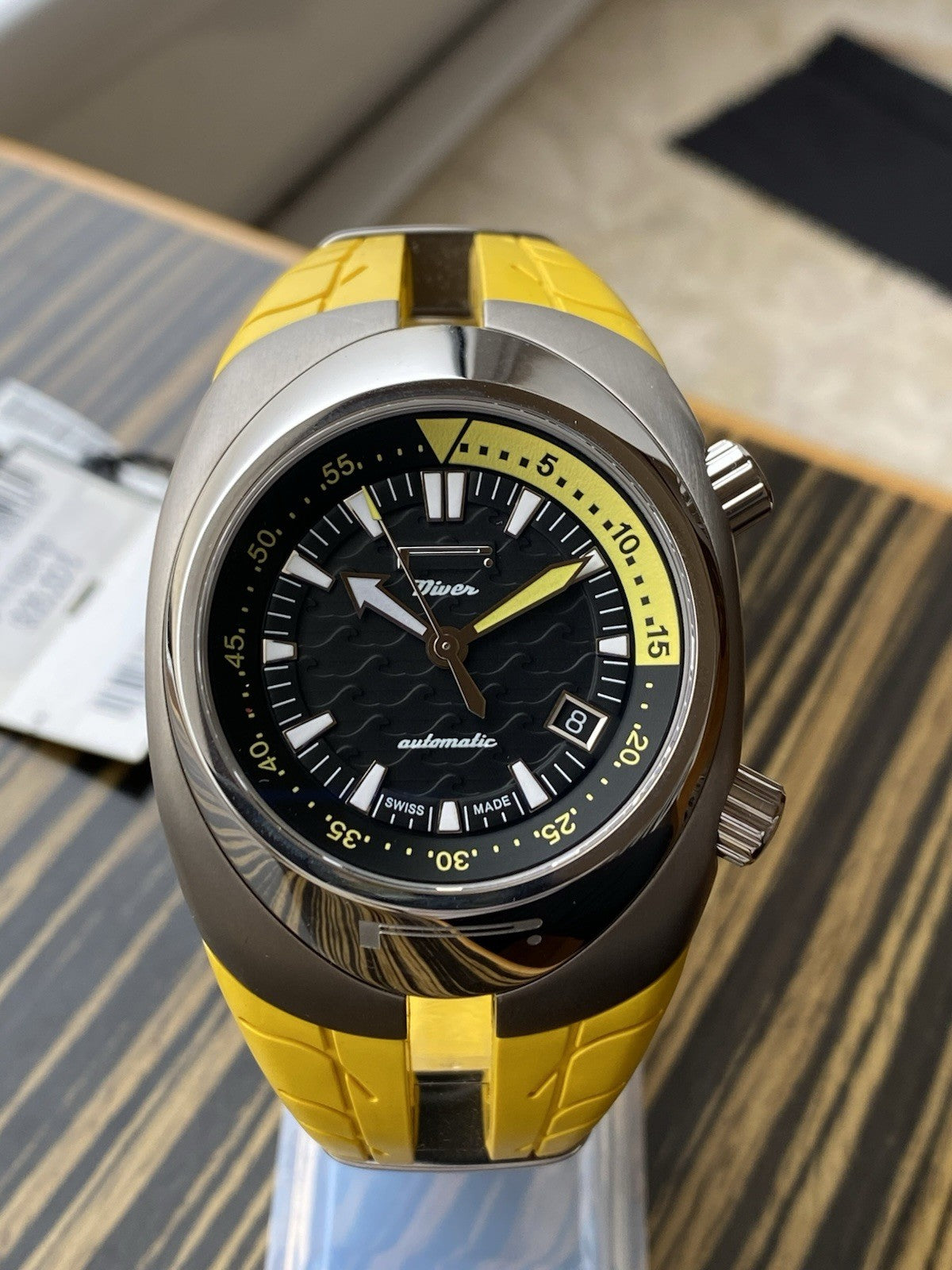PIRELLI PZERO TEMPO MECHANICAL AUTOMATIC SWISS MADE DIVER WATCH YELLOW STRAP