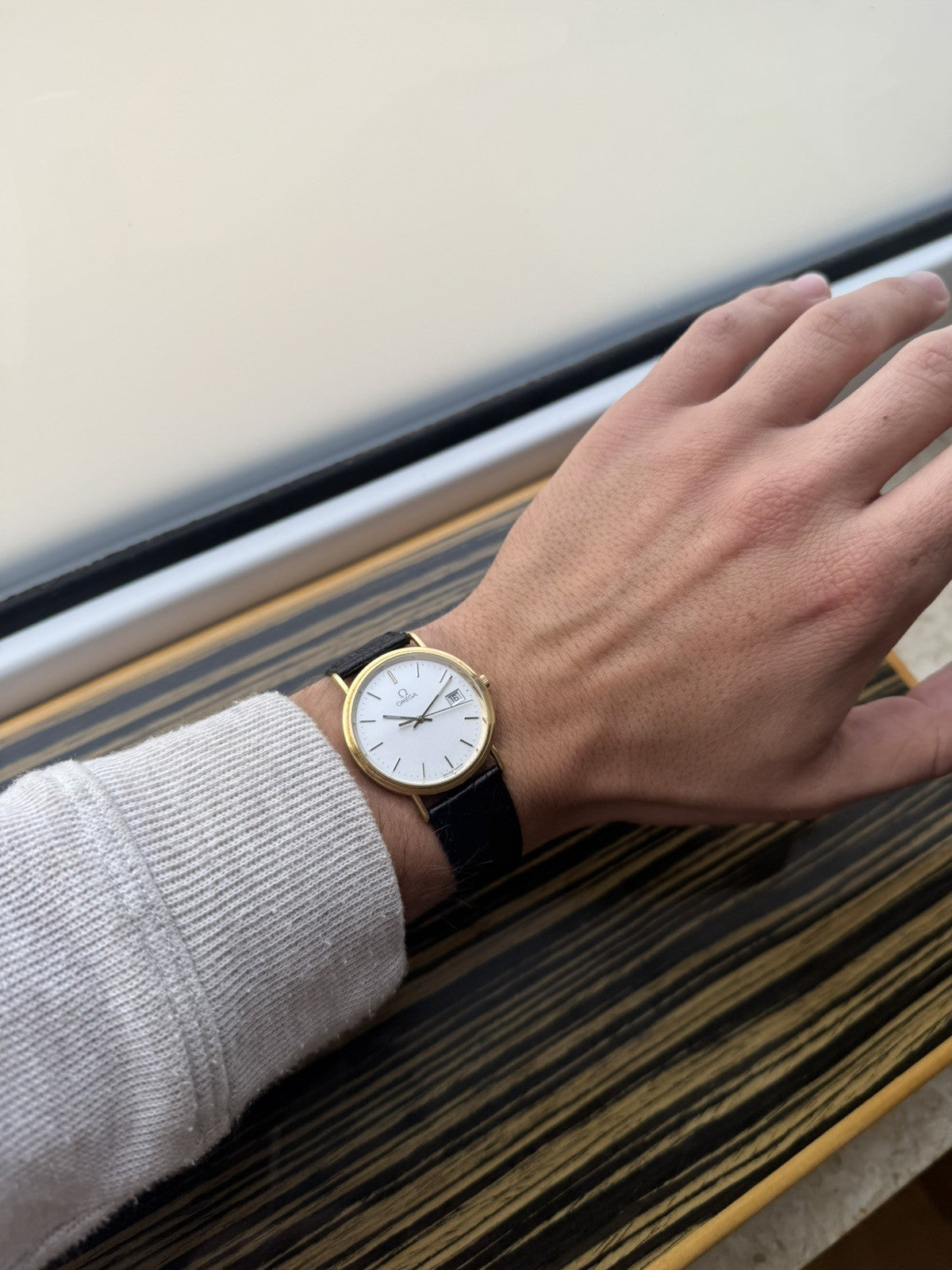 18kt Gold Omega De Ville Quartz Vintage Watch 