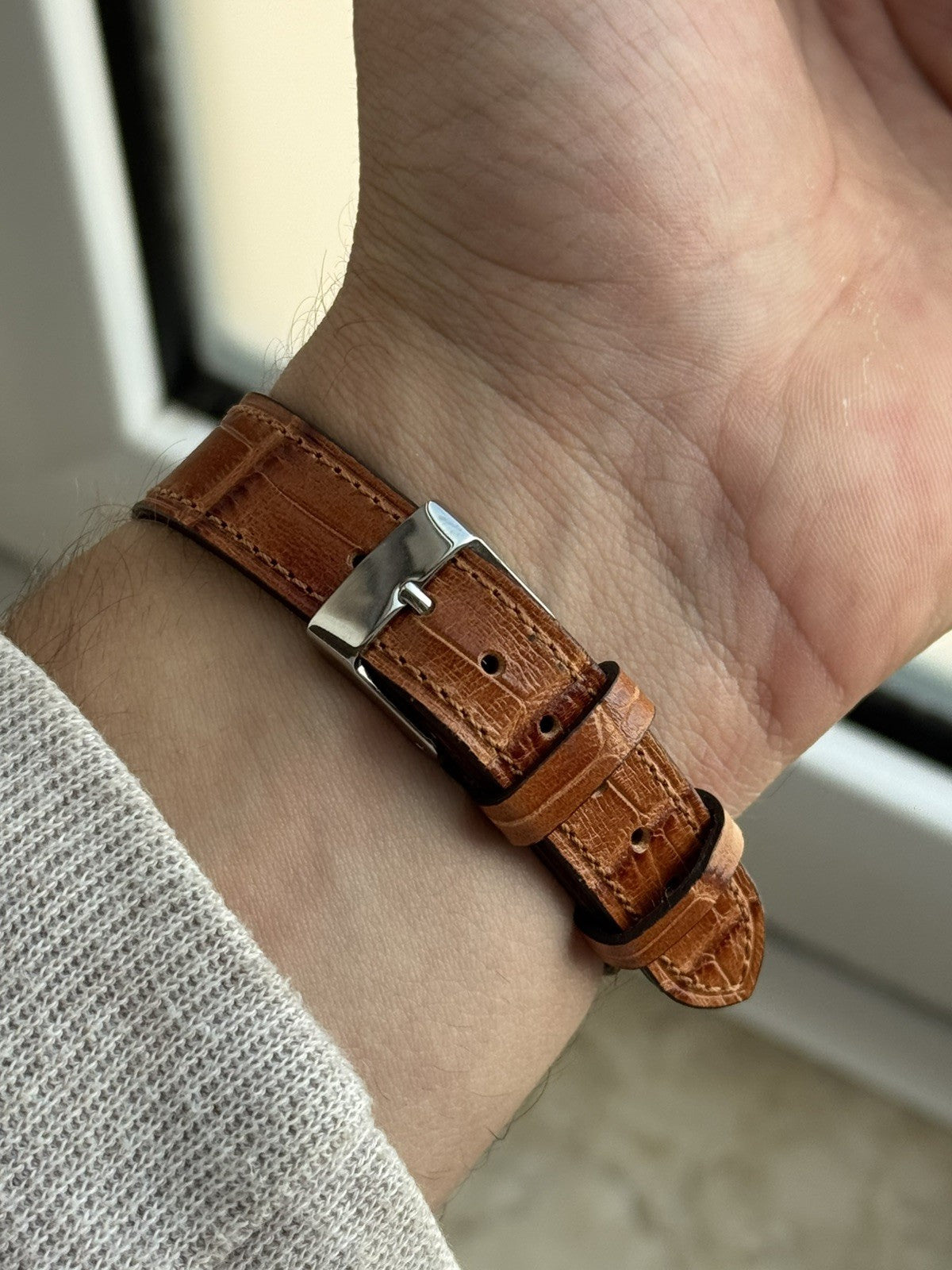 Omega Genève Automatic Date – 18K Gold
