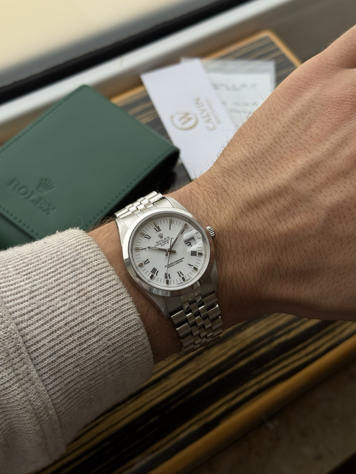 Rolex Oyster Perpetual Date 34mm Automatic  Watch Ref 15200