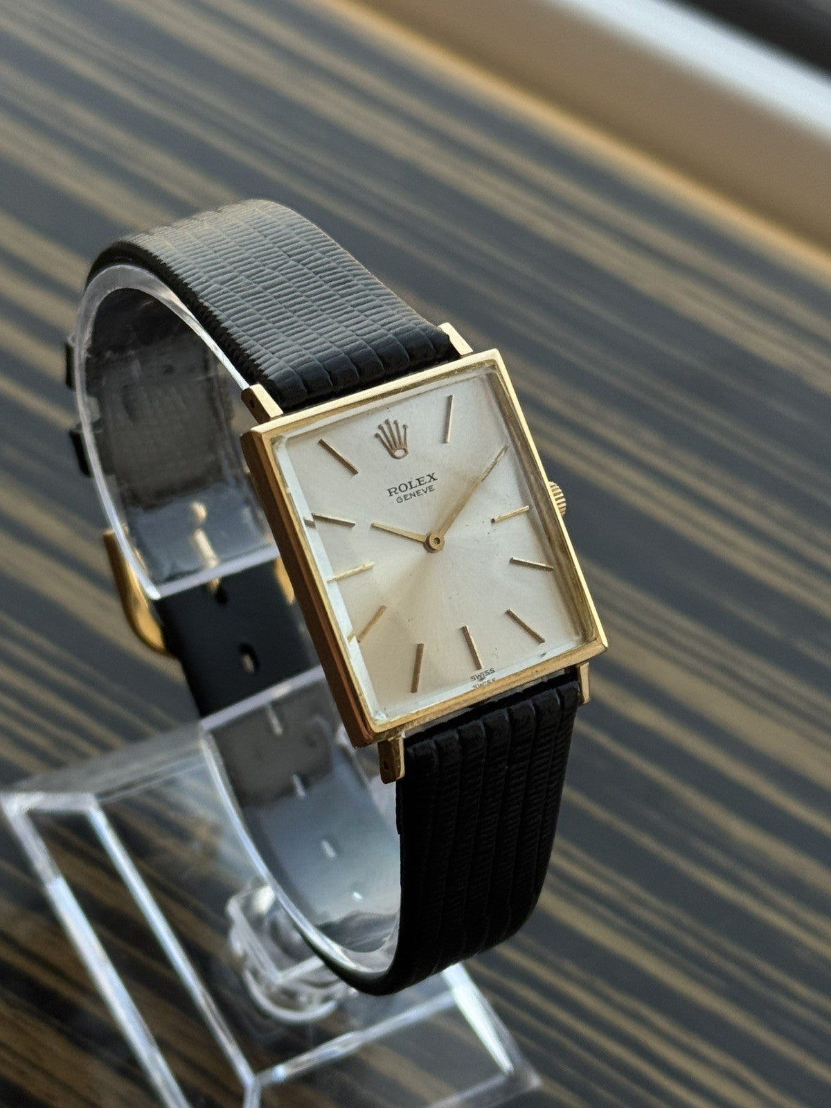 Rolex Cellini Vintage 18kt golf tank watch 