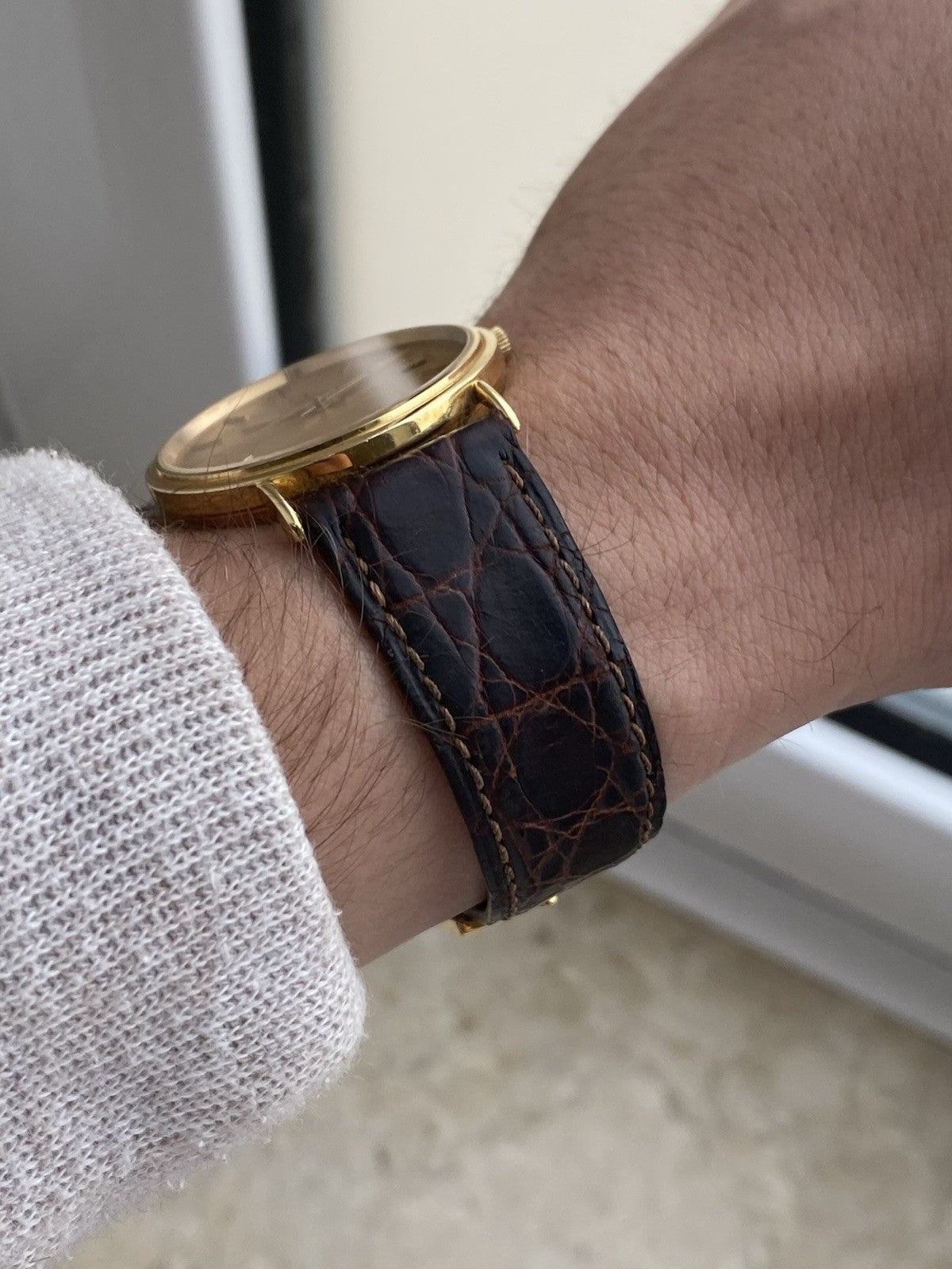 18kt Gold Omega De Ville Quartz Watch