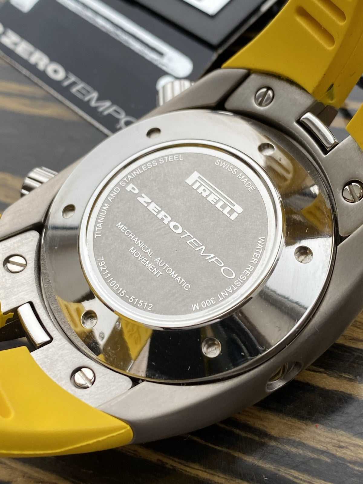 PIRELLI PZERO TEMPO MECHANICAL AUTOMATIC SWISS MADE DIVER WATCH YELLOW STRAP