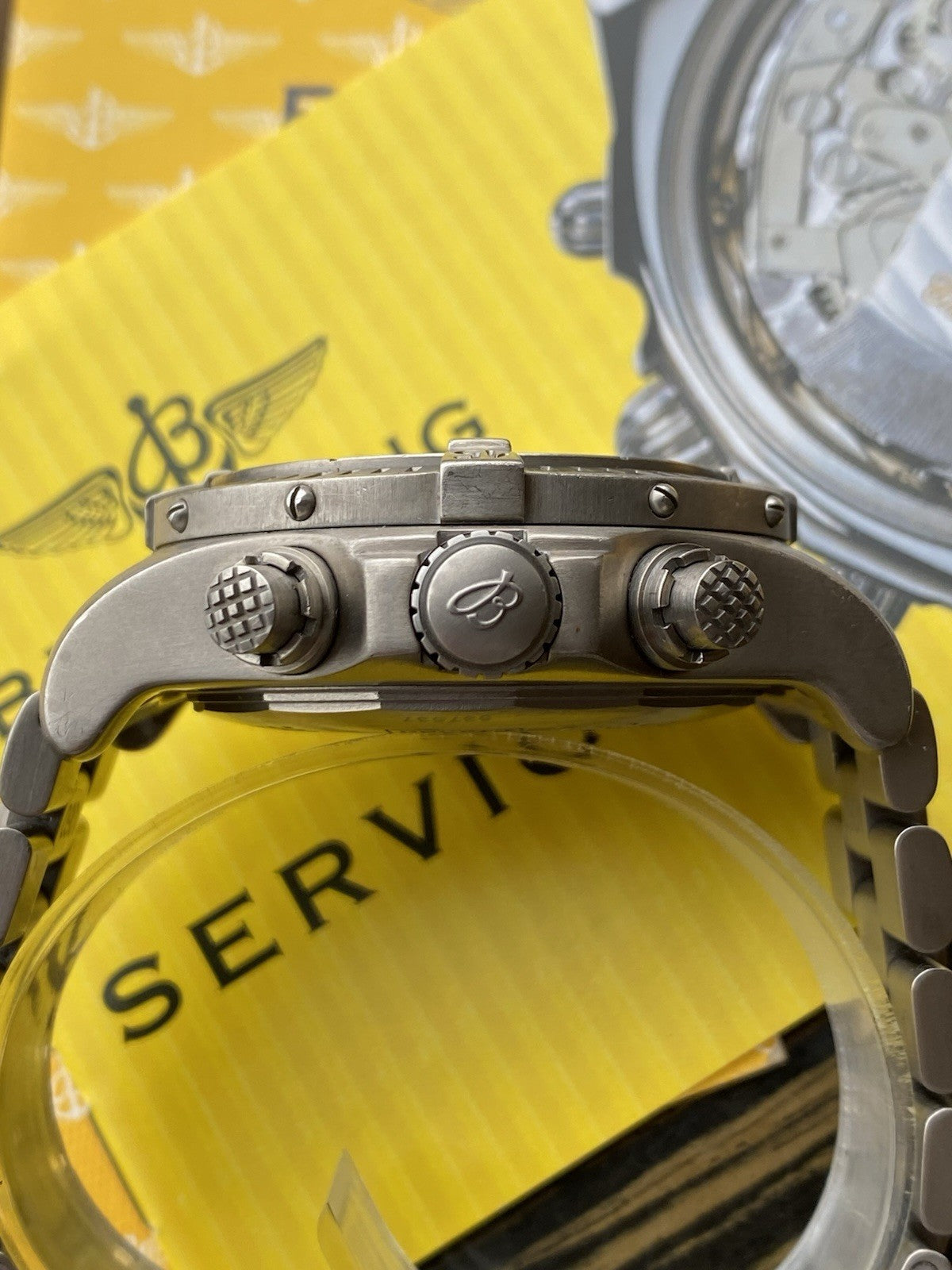 Breitling Avenger Titanium Automatic Chronograph Full Set