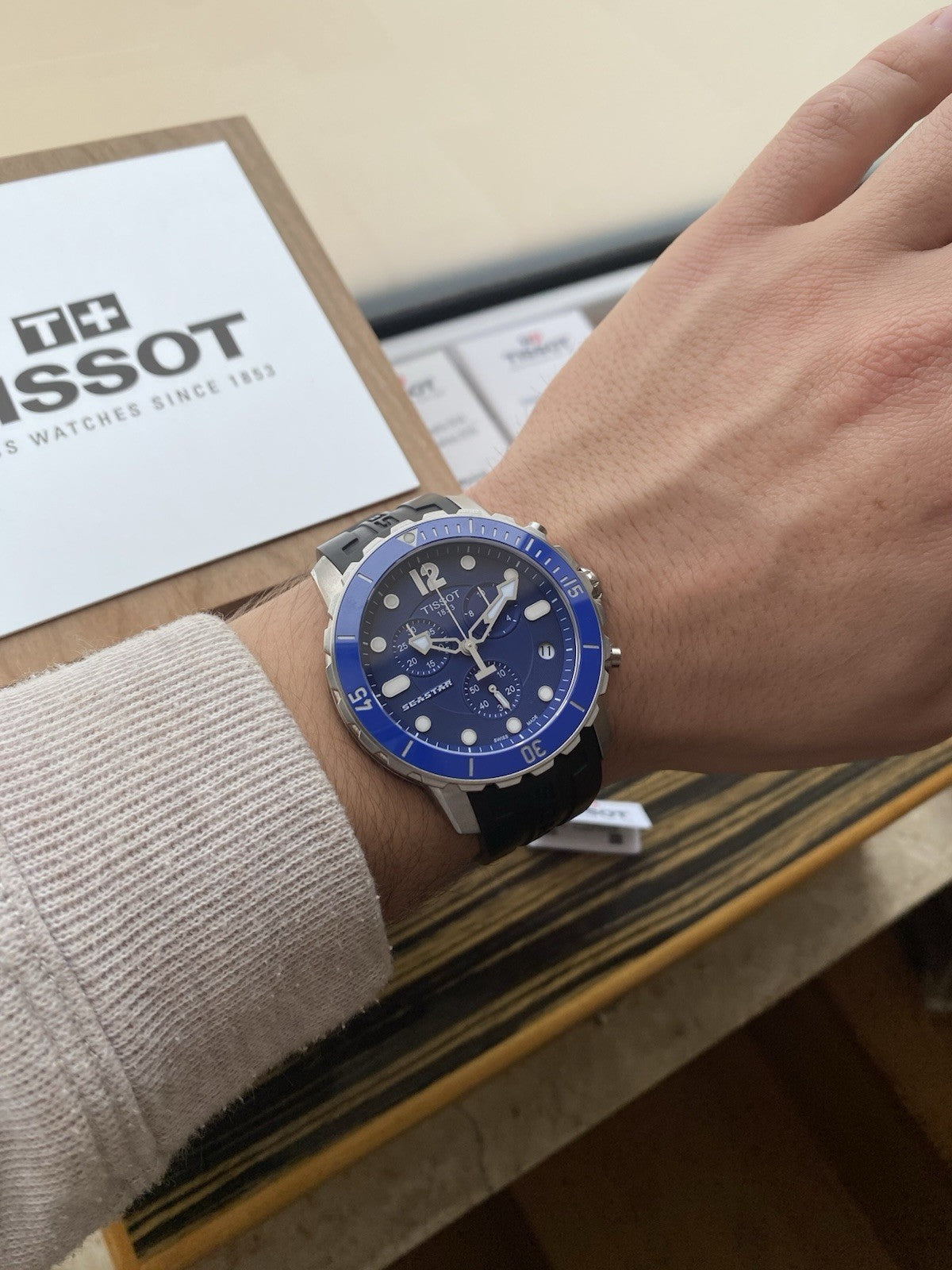 Tissot Seastar 1000 Chronograph Quartz – NOS – Full Set