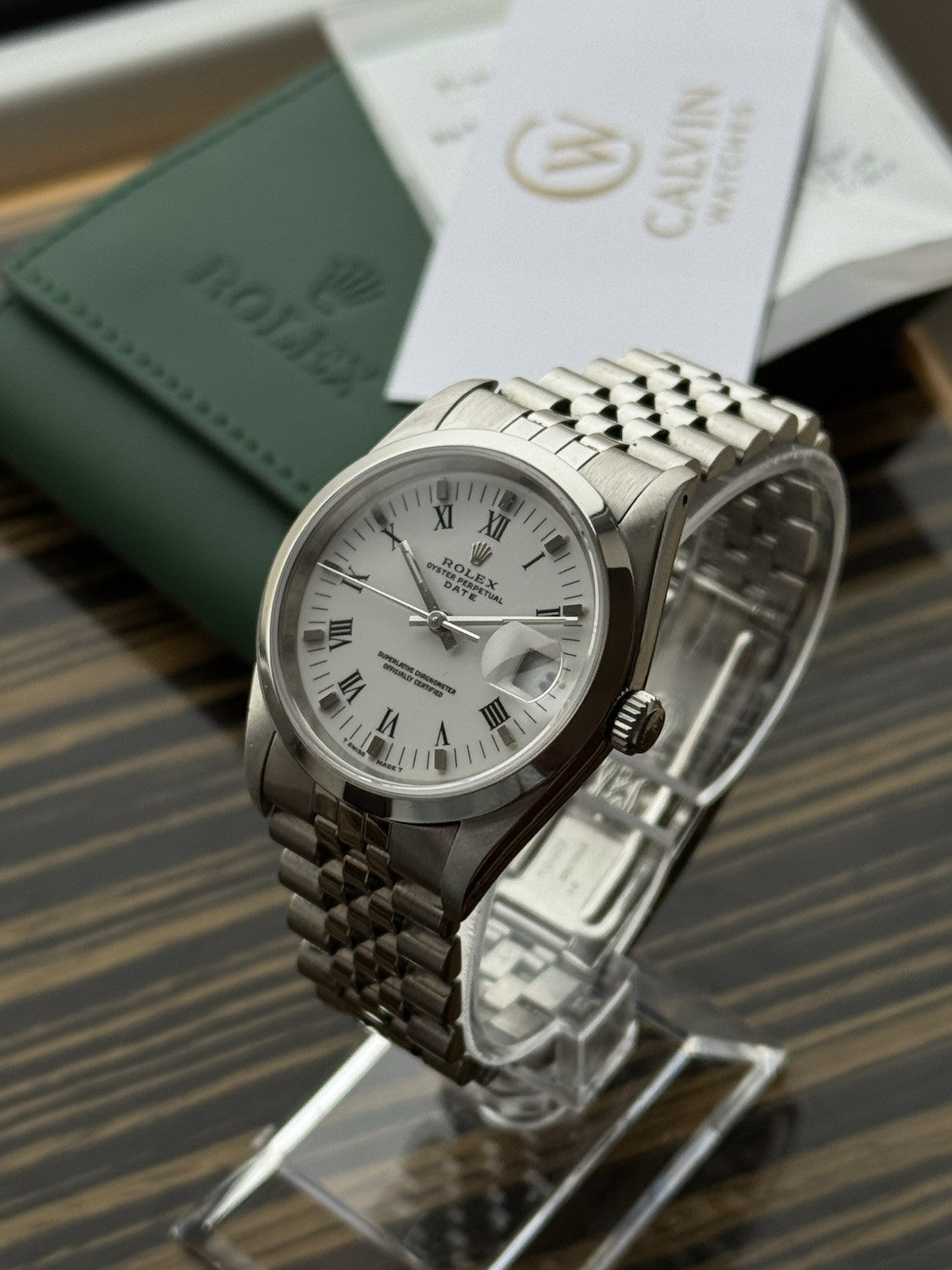 Rolex Oyster Perpetual Date 34mm Automatic  Watch Ref 15200