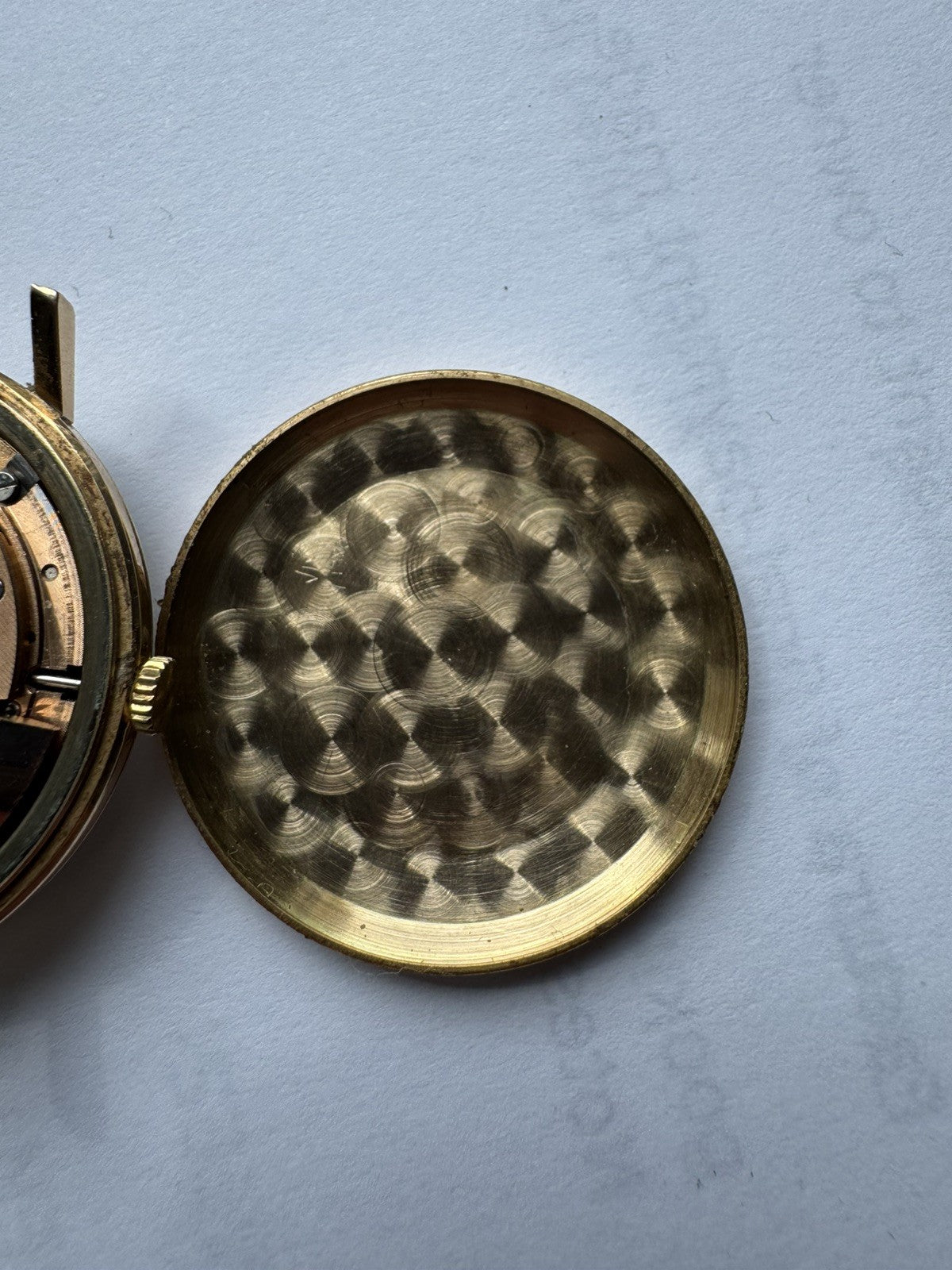 Omega Genève Automatic Date – 18K Gold
