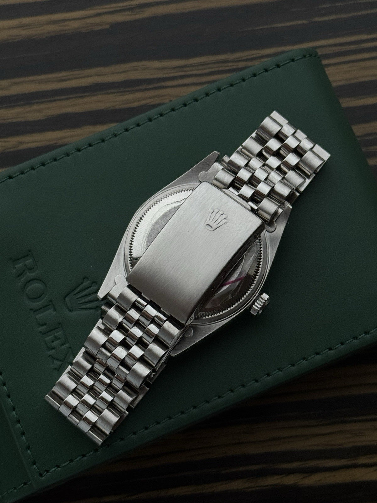 Rolex Oyster Perpetual Date 34mm Automatic  Watch Ref 15200