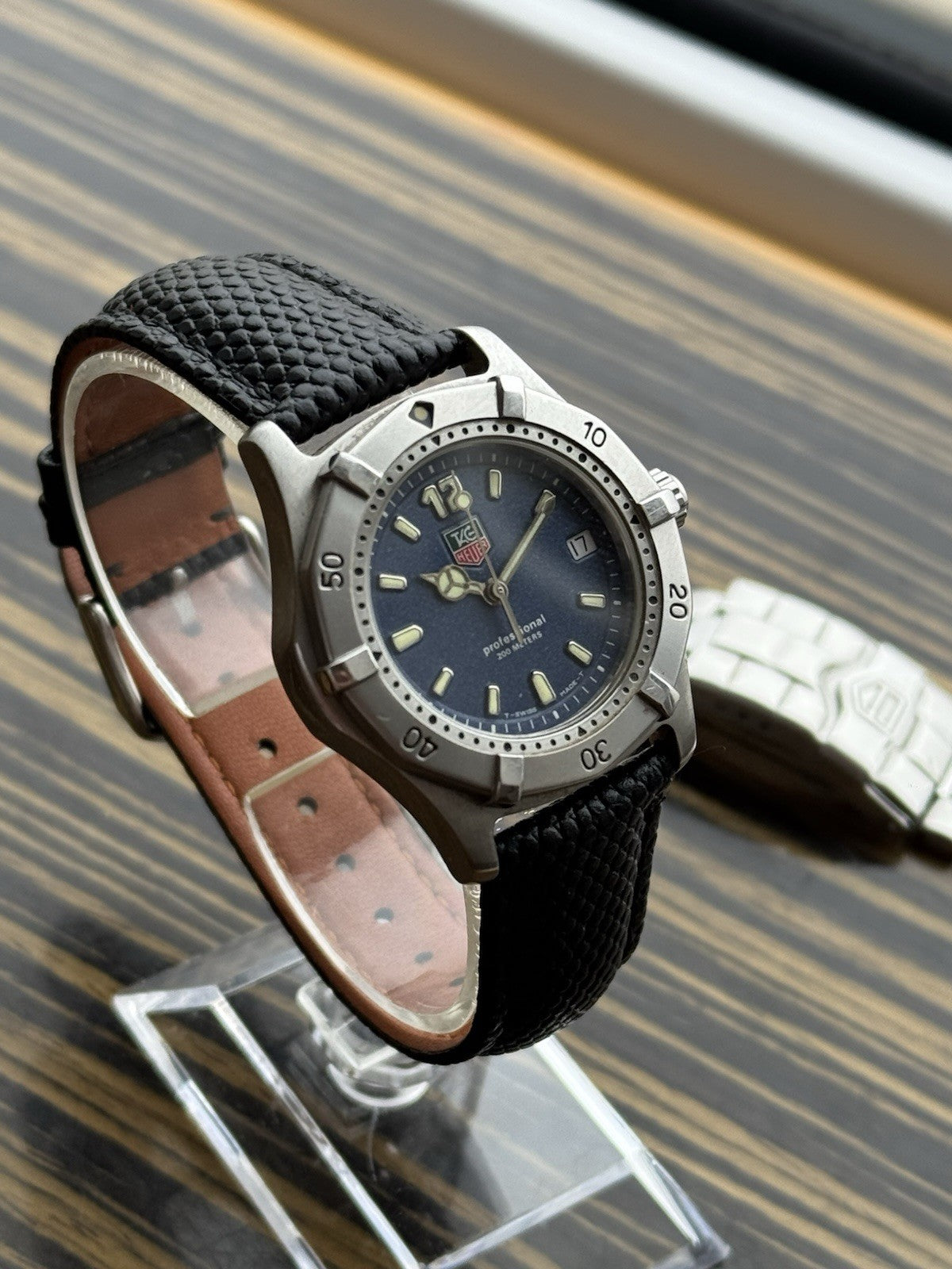 TAG Heuer Professional 200M Unisex 34mm – Ref. WK1213