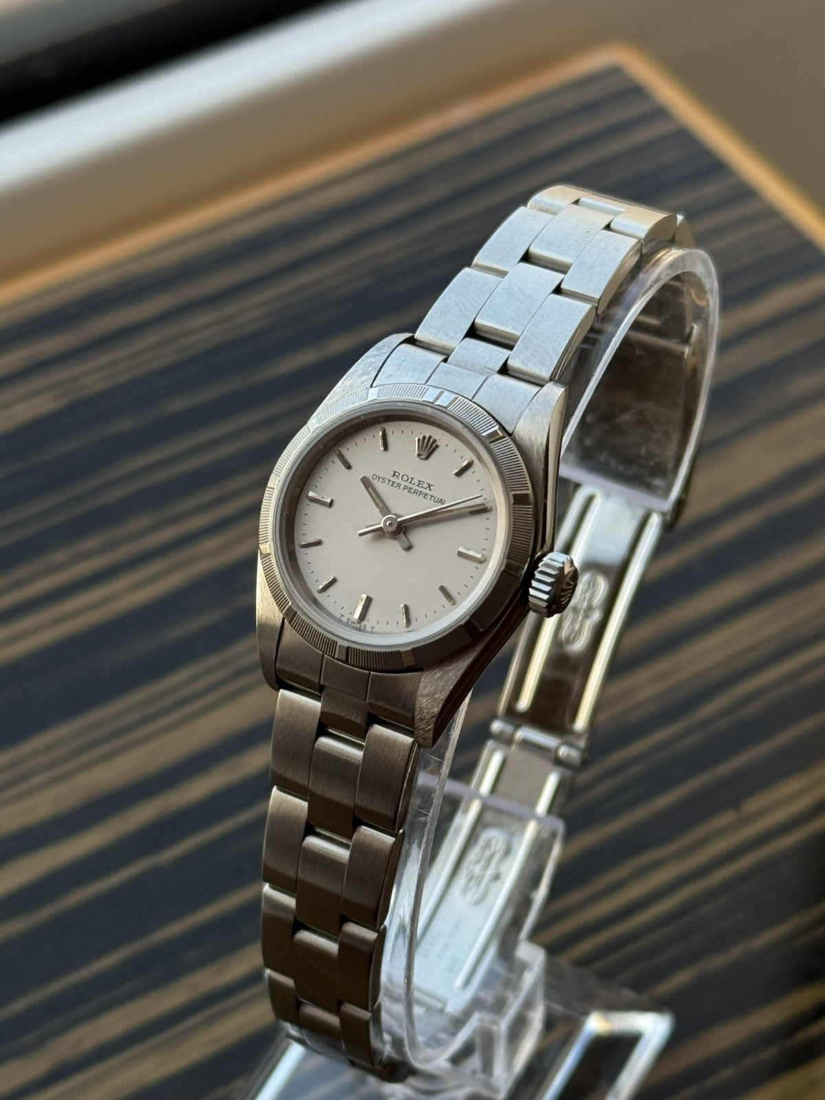 Rolex Oyster Perpetual Lady 26mm ref 67230
