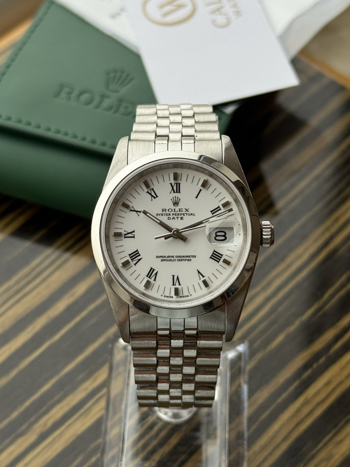 Rolex Oyster Perpetual Date 34mm Automatic  Watch Ref 15200