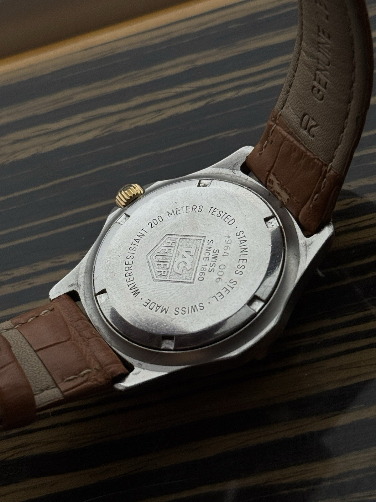 TAG Heuer 2000 Professional –  Swiss vintage Diver Watch