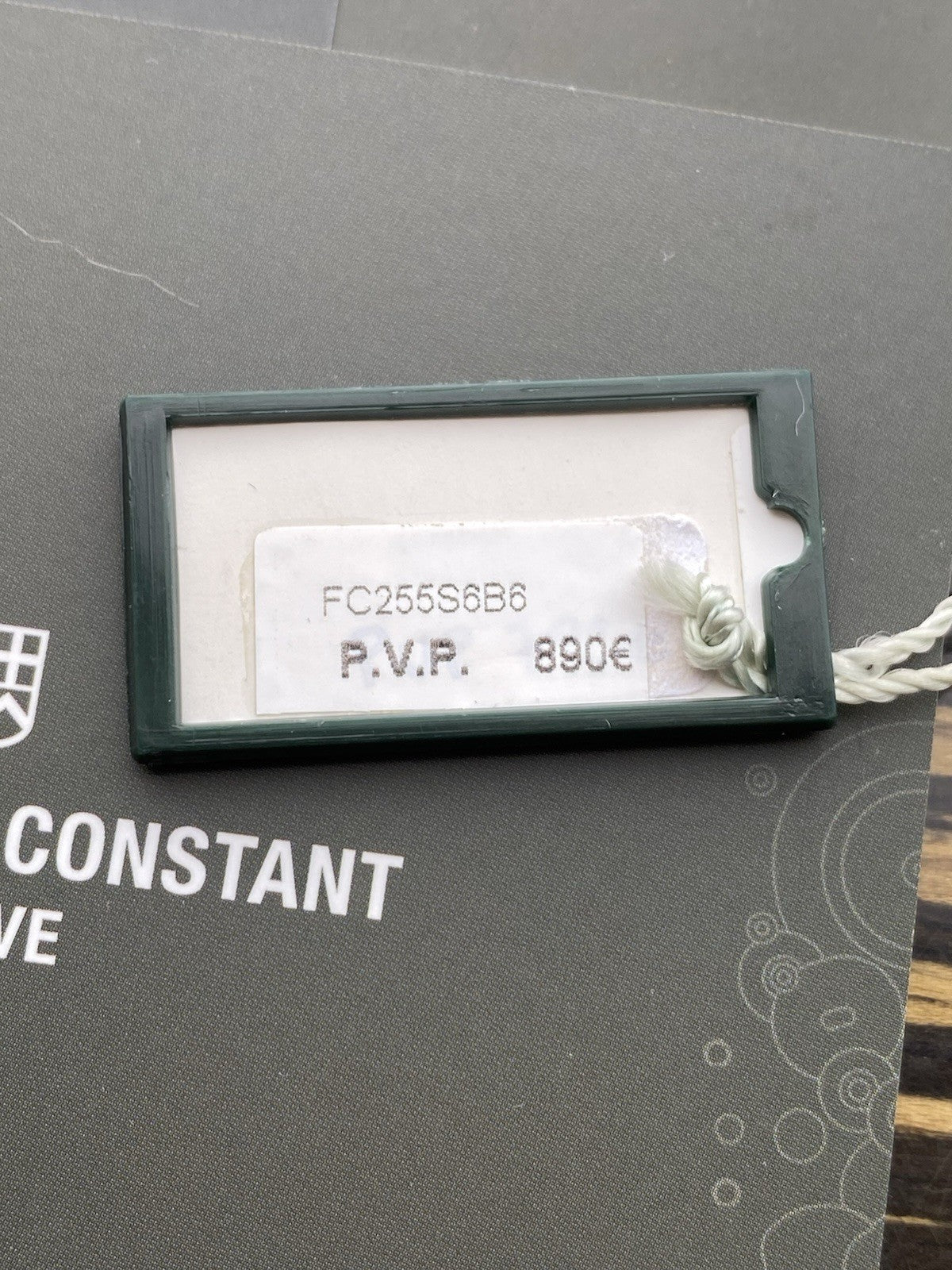 Frederique Constant Worldtimer GMT Quartz – NOS – Full Set