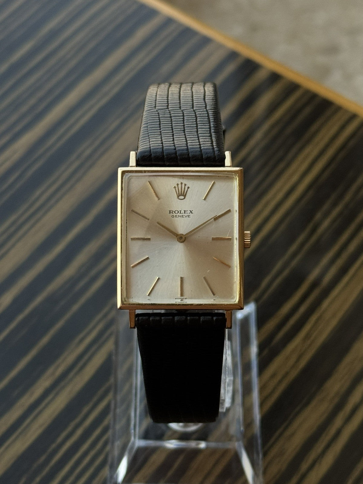 Rolex Cellini Vintage 18kt golf tank watch 
