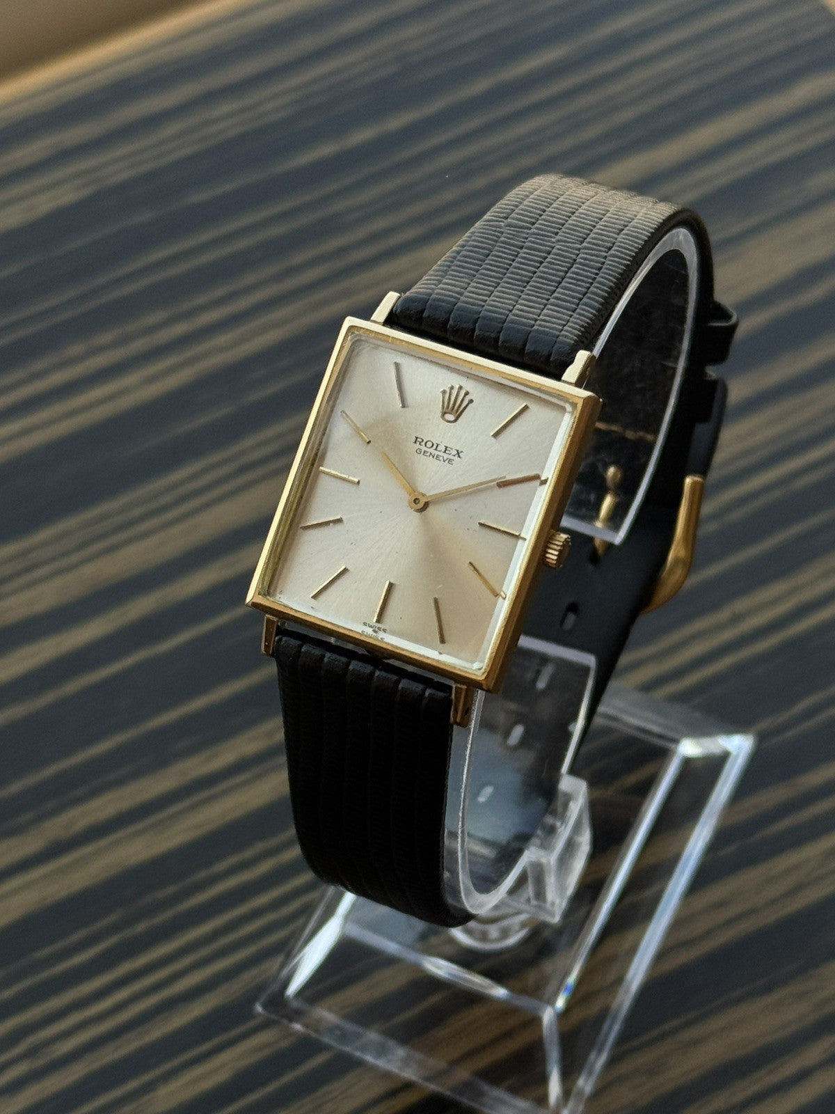 Rolex Cellini Vintage 18kt golf tank watch 