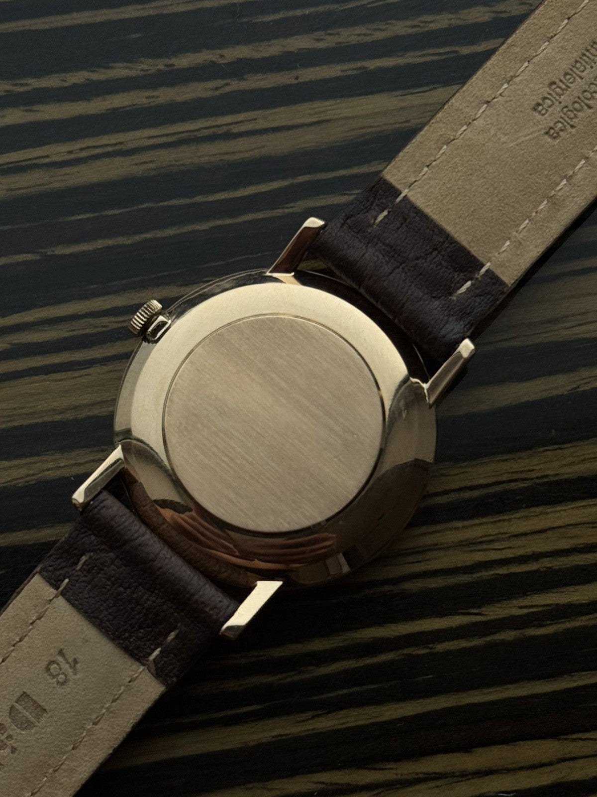 Omega Genève 18K Gold vintage manual wind watch
